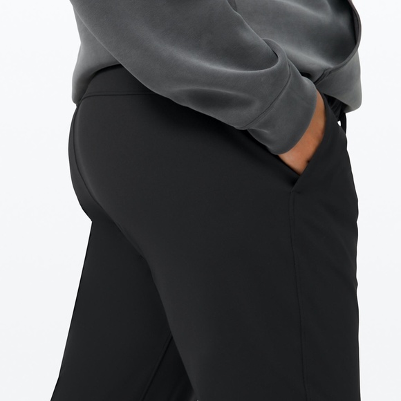 NEW WITH TAG LULULEMON On the Fly PANTS  - SIZE 8 - Picture 5 of 8